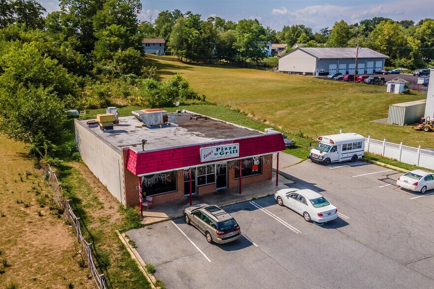 More Photos Of 615 S Main St, Woodsboro Restaurant For Sale