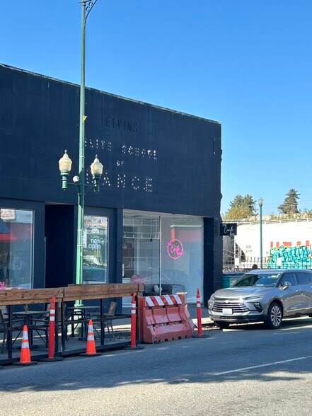 Primary Photo Of 108 N Meridian, Puyallup Storefront Retail Office For Lease