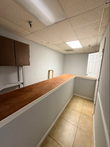 More Photos Of 6254 Memorial Dr, Stone Mountain Storefront Retail Office For Lease