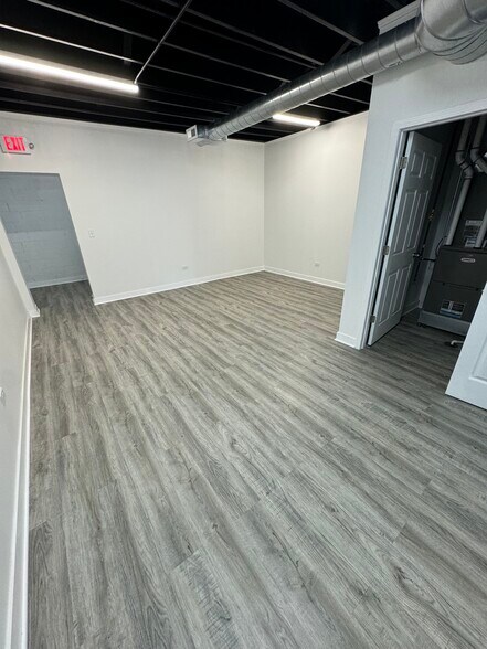More Photos Of 3913 Sauk Trail, Richton Park Storefront Retail Residential For Lease