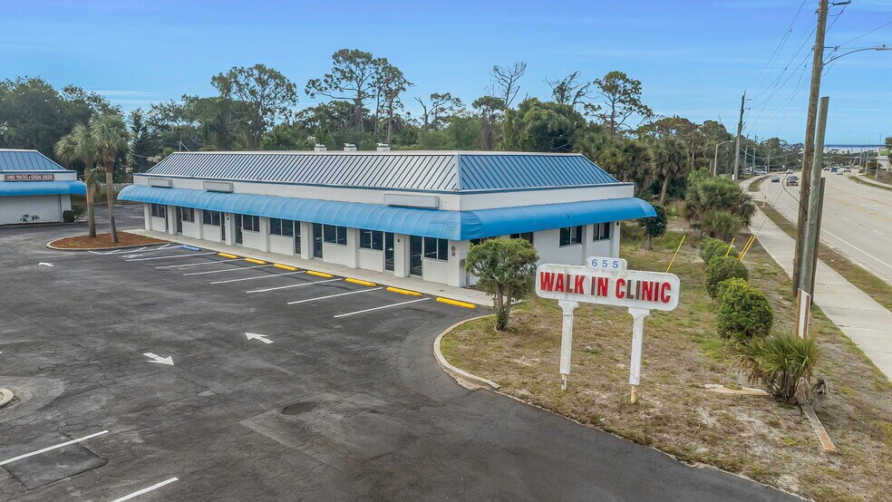 More Photos Of 655 N Indiana Ave, Englewood Medical For Sale