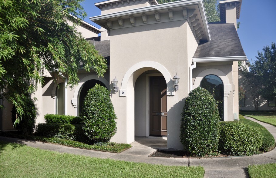 More Photos Of 12824 Willow Centre Dr, Houston Medical For Sale