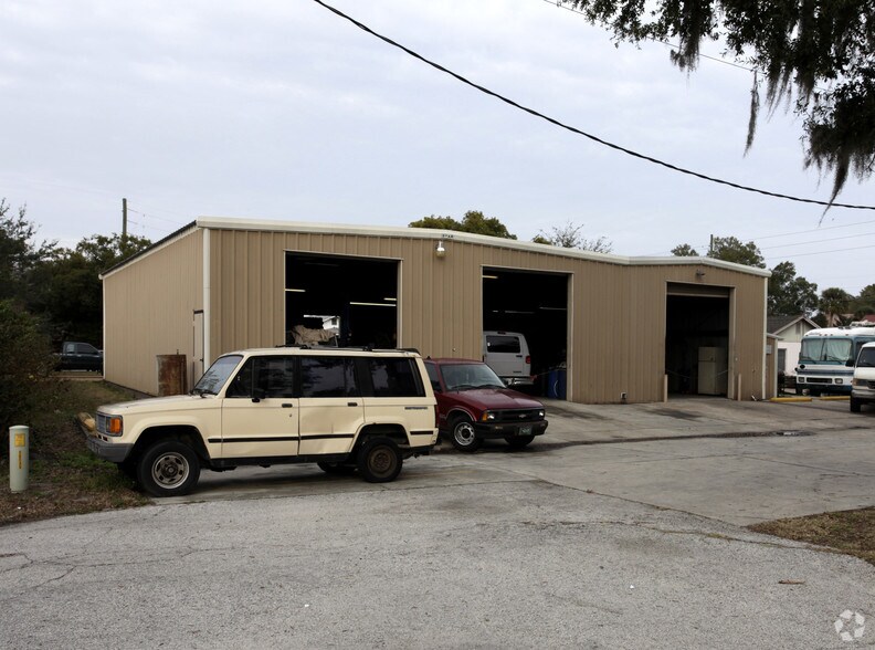 More Photos Of 1207 Jersey Ave, Saint Cloud Auto Repair For Sale