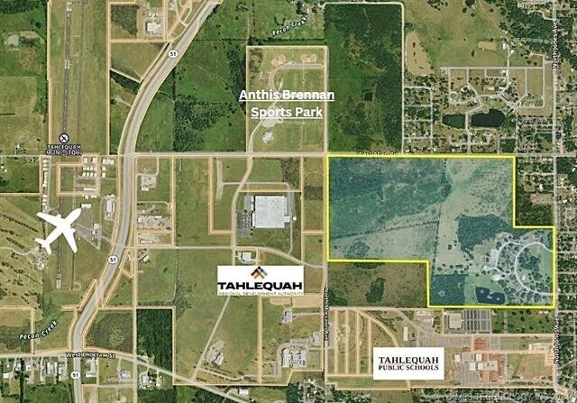 More Photos Of 7 Mathis Park Dr, Tahlequah Dormitory For Sale