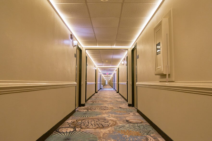 More Photos Of 6205 Ramada Dr, Clemmons Hotel For Sale