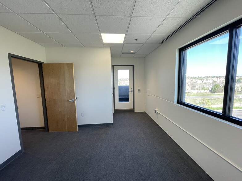 More Photos Of 6333 S Racine Cir, Centennial Light Distribution For Lease