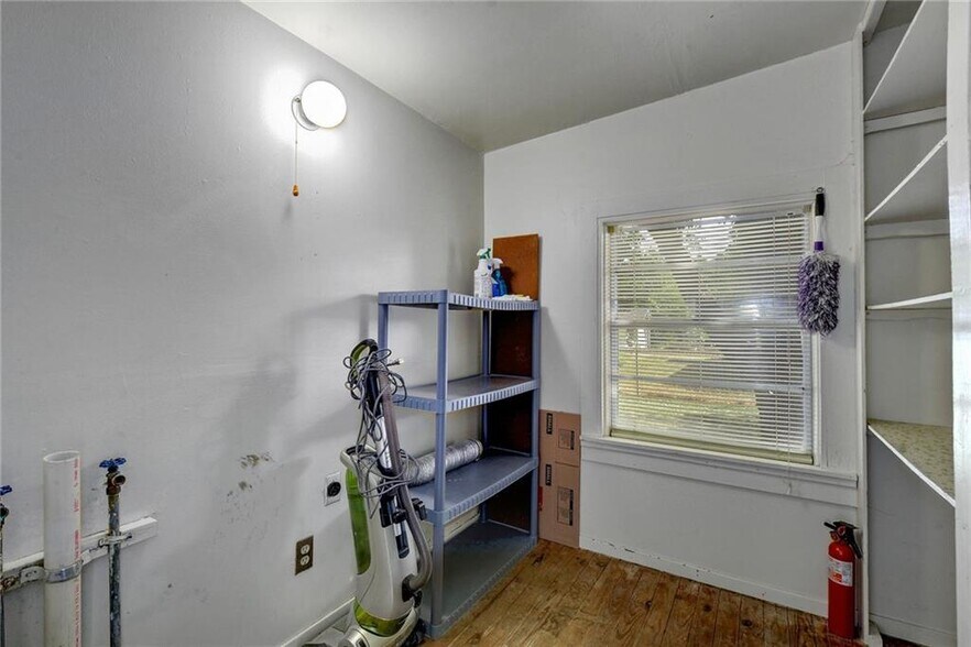 More Photos Of 4400 Norwood Ln, Austin Land For Lease