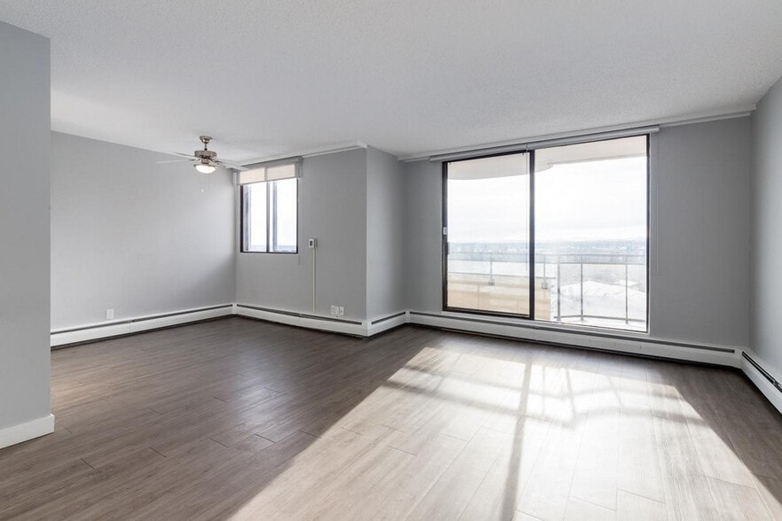 More Photos Of 2105 90 Av SW, Calgary Apartments For Lease