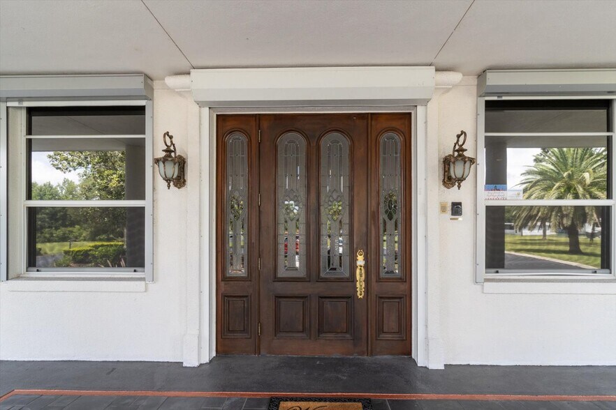 More Photos Of 268 S Suncoast Blvd, Crystal River Office For Sale