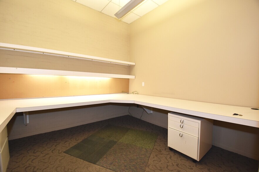 More Photos Of 227 Fort Pitt Blvd, Pittsburgh Loft Creative Space For Lease