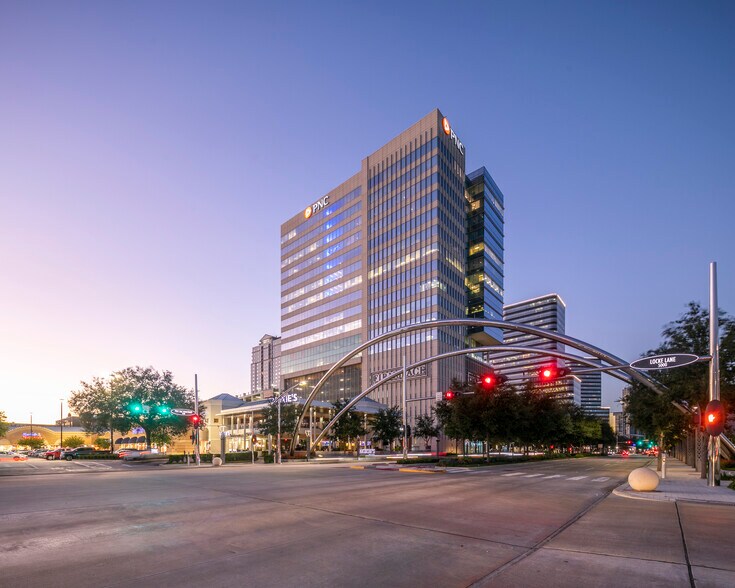 More Photos Of 2200 Post Oak Blvd, Houston Office For Lease
