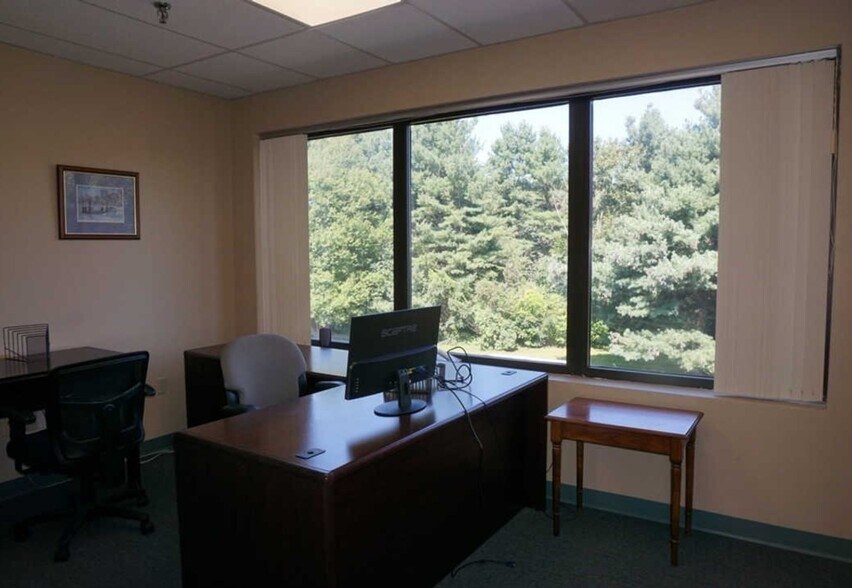More Photos Of 319 Littleton Rd, Westford Office For Sale