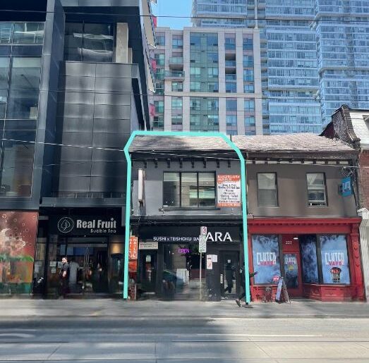 More Photos Of 225 Queen St W, Toronto Storefront Retail Residential For Sale