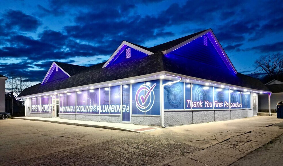 Primary Photo Of 581 E Cherry St, Troy Freestanding For Sale