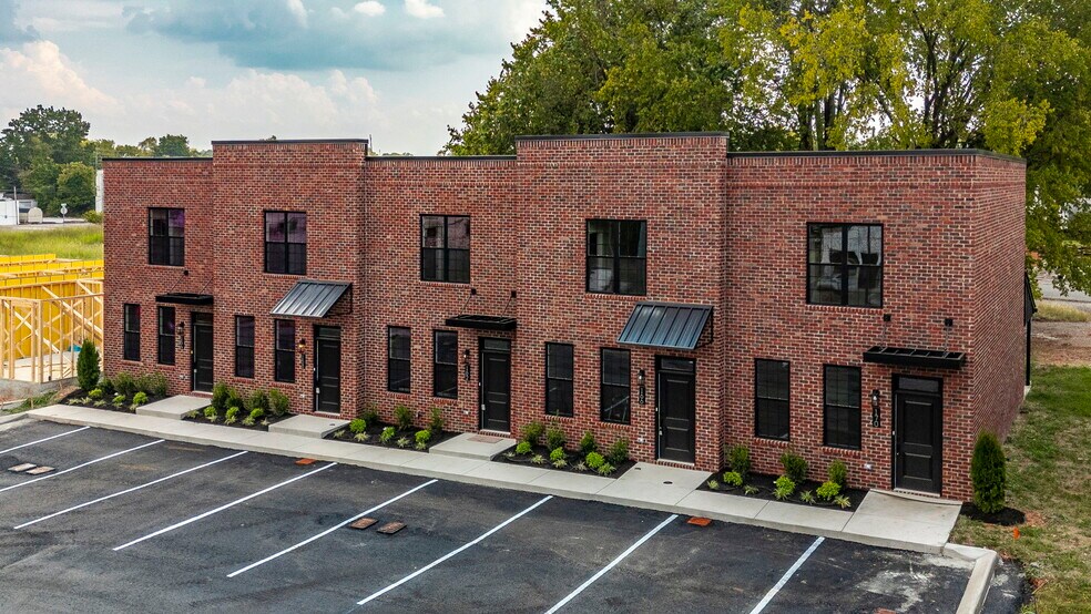 More Photos Of 903 Main st, Springfield Apartments For Sale