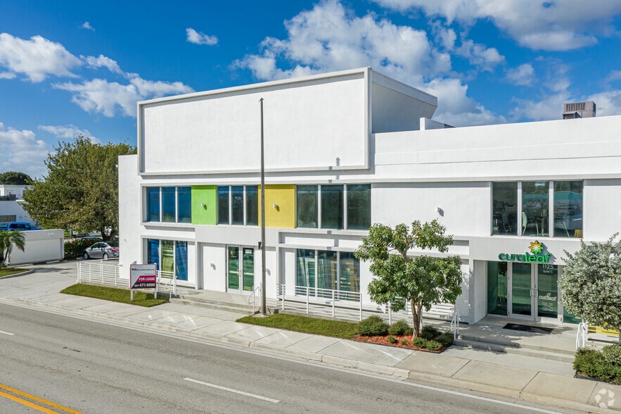 More Photos Of 1125 N Dixie Hwy, Lake Worth Freestanding For Lease