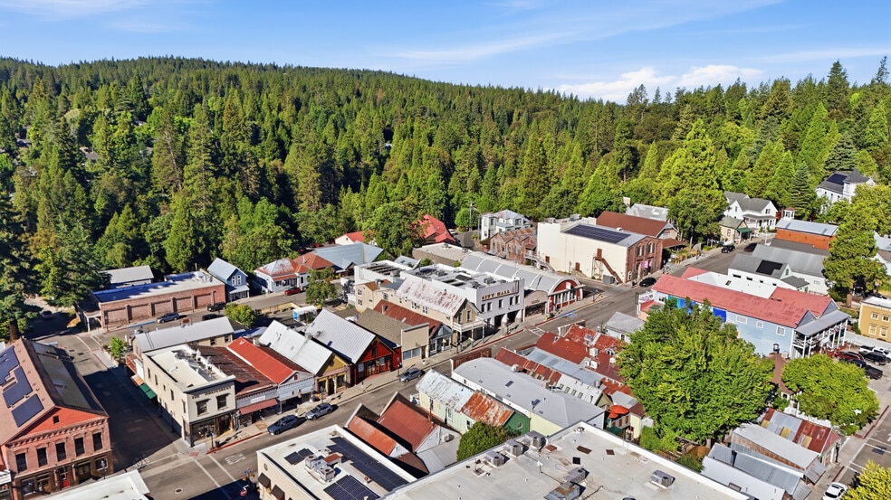 More Photos Of 311 Broad St, Nevada City Restaurant For Lease