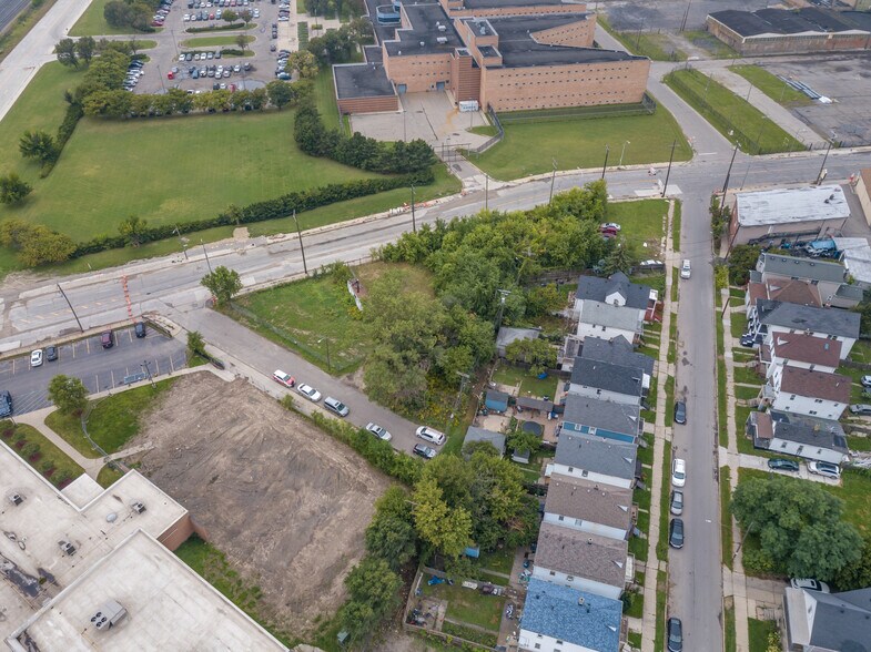 More Photos Of 8312 Conant, Hamtramck Land For Sale