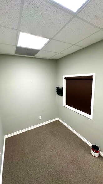 More Photos Of 12065 Paramount Blvd, Downey Storefront For Lease