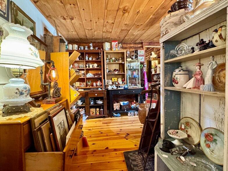 More Photos Of 2659 NH Route 16, Albany General Retail For Sale