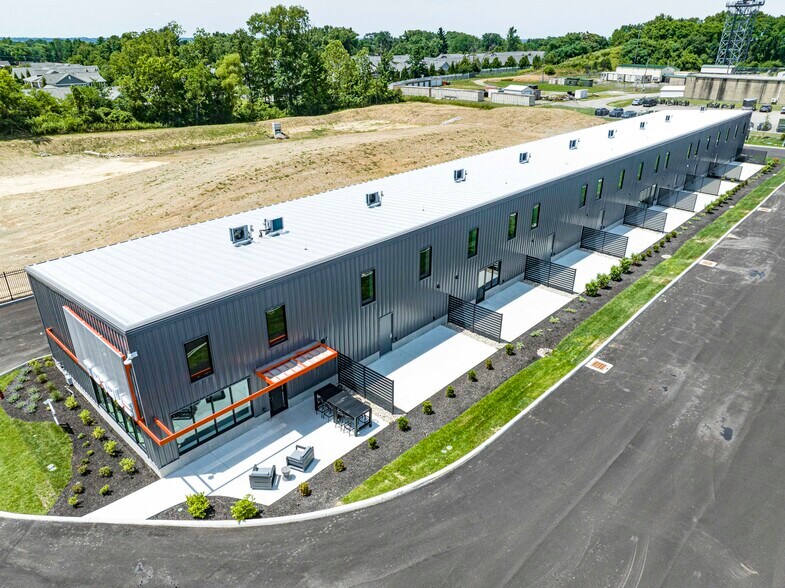 More Photos Of 4310 Glendale Milford Rd, Blue Ash Self Storage For Sale
