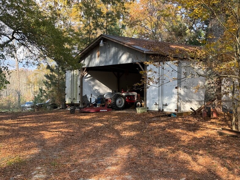 More Photos Of 1350 Lafayette Rd, Rocky Face Specialty For Sale