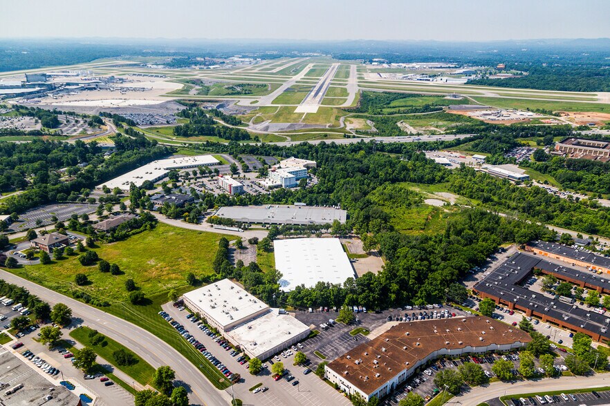 More Photos Of 230 Ellery Ct, Nashville Distribution For Lease