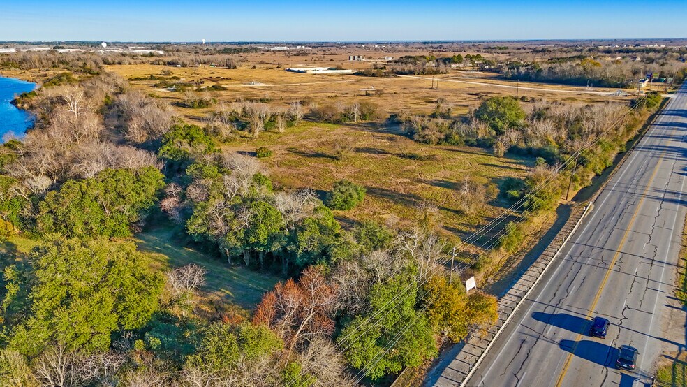 More Photos Of Hwy 35 & S Main St, Pearland Land For Sale