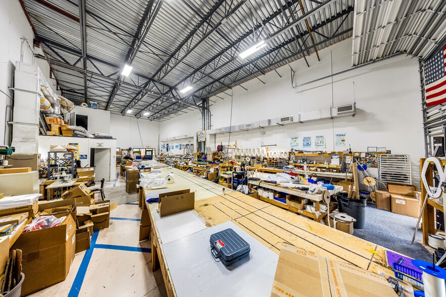 More Photos Of 3700-3718 SW 30th Ave, Fort Lauderdale Warehouse For Sale