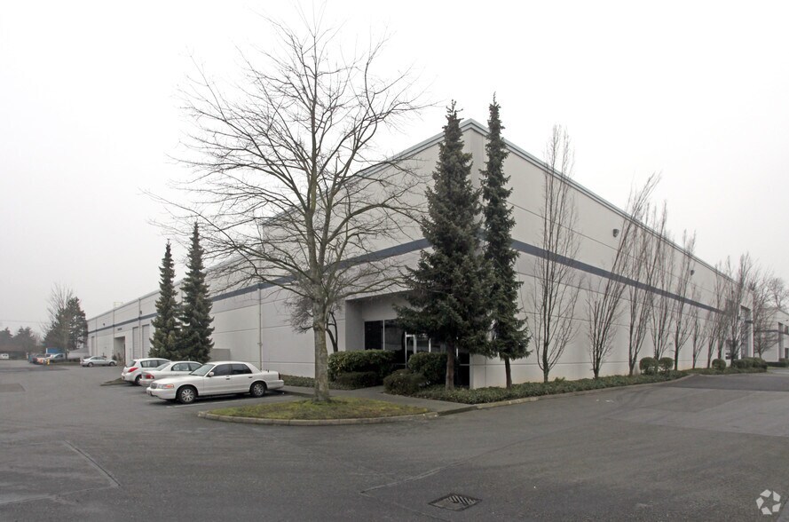 More Photos Of 7025 S 193rd St, Kent Unknown For Lease