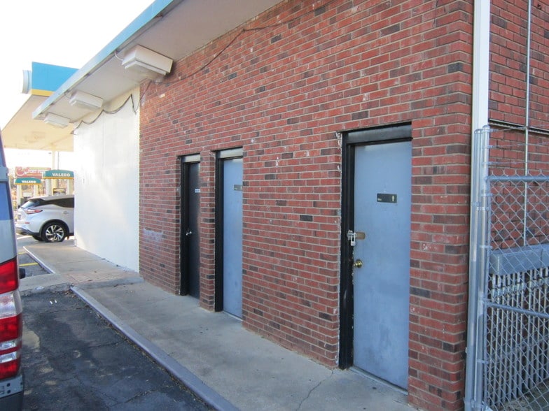 More Photos Of 2301 Lackey St, Lumberton Convenience Store For Sale