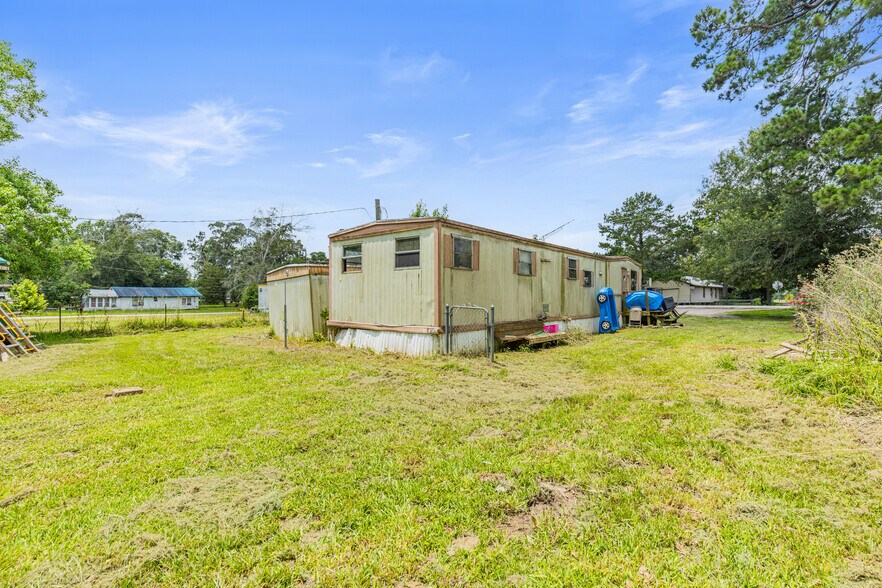 More Photos Of , Splendora Specialty For Sale