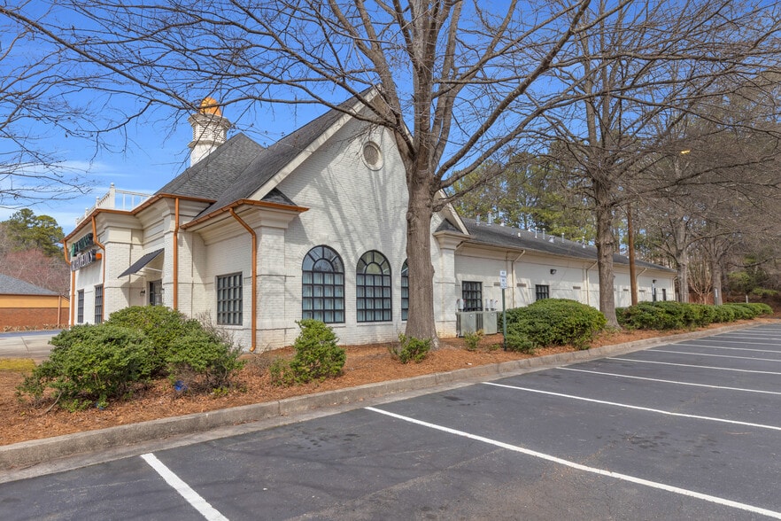 More Photos Of 3870 Pleasant Hill Rd, Duluth Medical For Sale