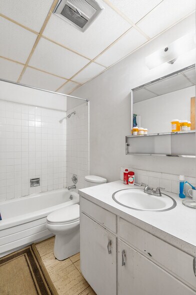 More Photos Of 811 E Prospect Rd, Fort Collins Apartments For Sale