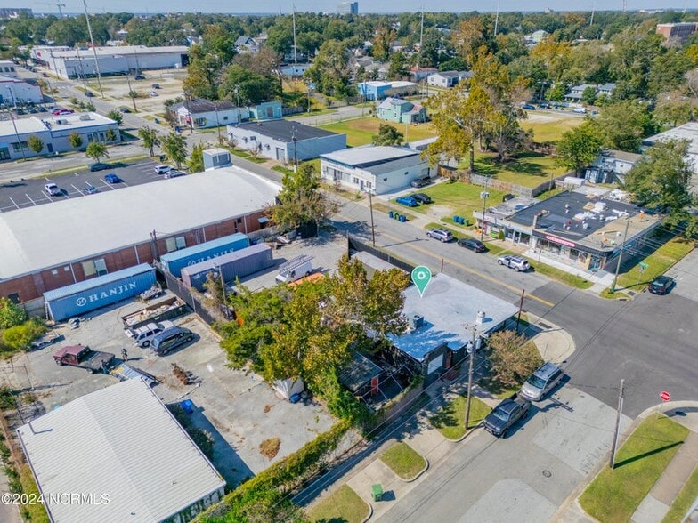 More Photos Of 1120 Princess St, Wilmington Storefront For Sale