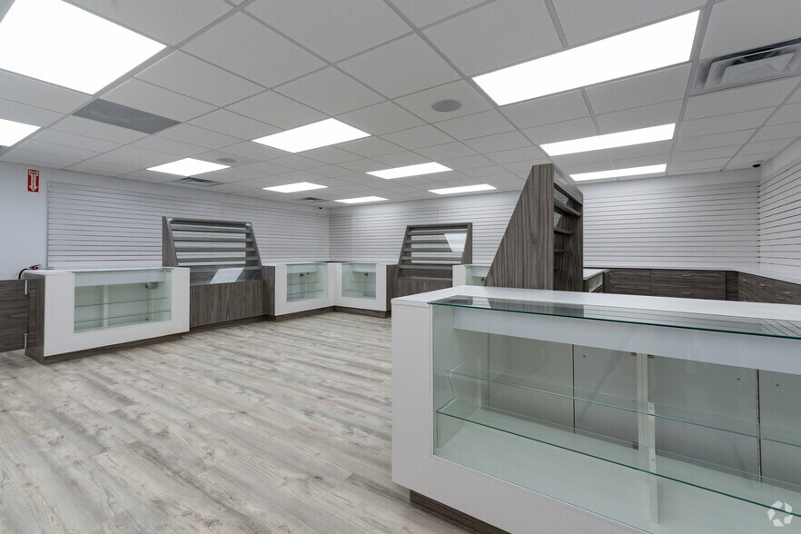 More Photos Of 190 20th St N, Battle Creek Freestanding For Sale