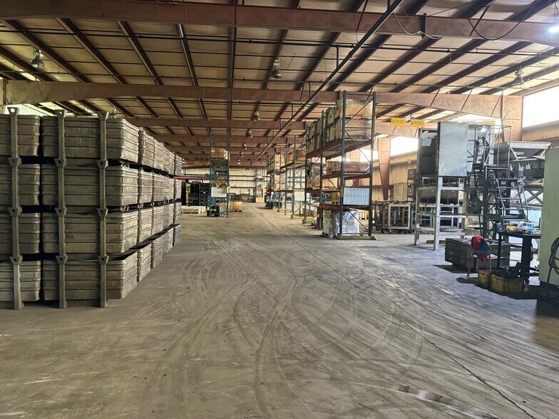 More Photos Of 107 Industrial Rd, Williamstown Manufacturing For Lease