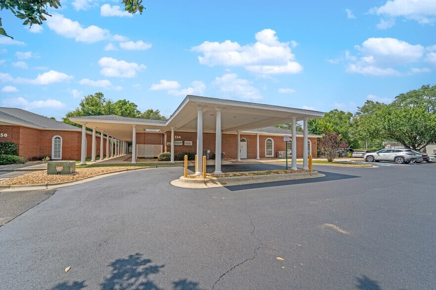More Photos Of 554 Highway 85 N, Niceville Medical For Sale