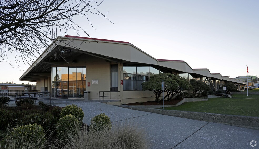 More Photos Of 3150-3260 Broadway E, Vancouver Distribution For Lease