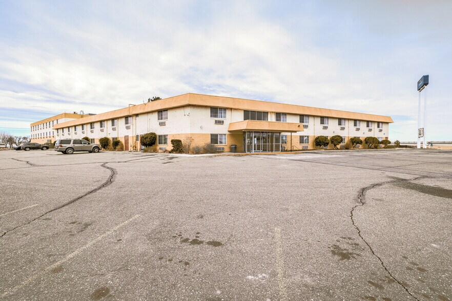 More Photos Of 14378 US 34, Fort Morgan Hotel For Sale