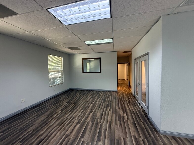 More Photos Of 1415 Victor Ave, Redding Office For Lease
