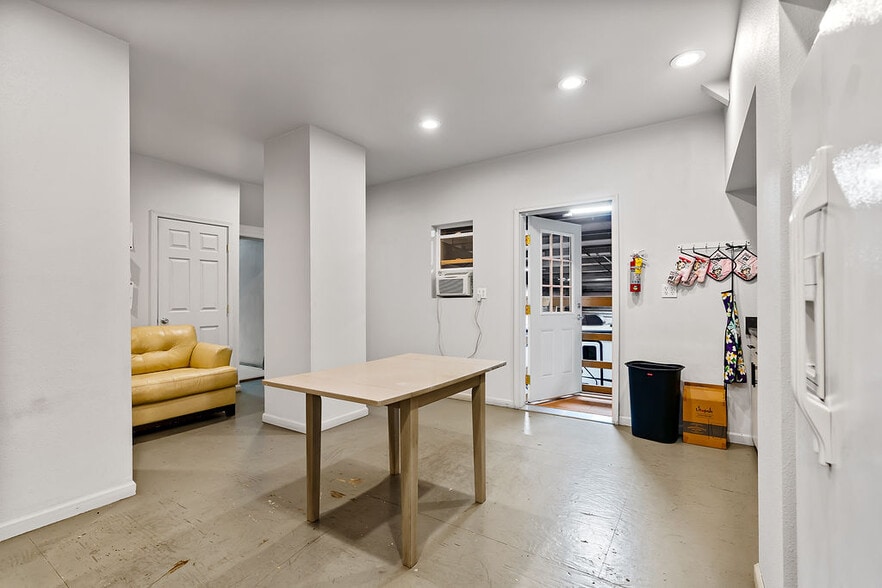 More Photos Of 1220 Industrial Way, Union Gap Warehouse For Lease