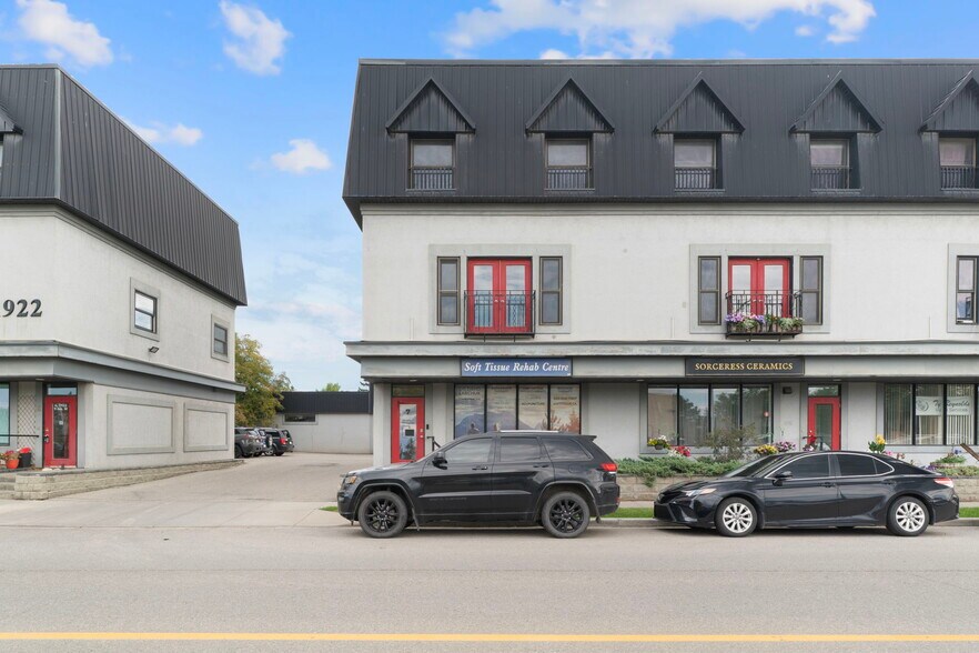 More Photos Of 1922 9th Ave SE, Calgary Storefront Retail Residential For Sale
