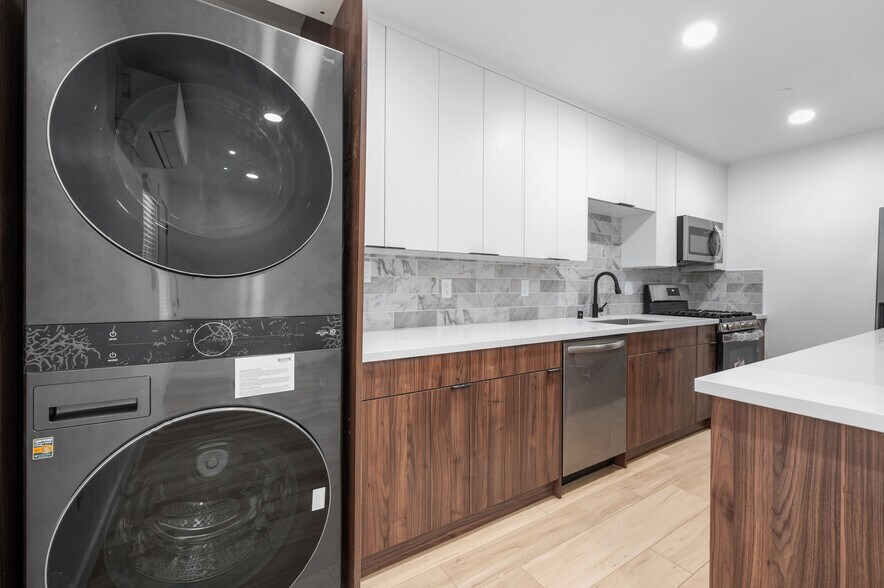 More Photos Of 4665-4669 34th St, San Diego Apartments For Sale