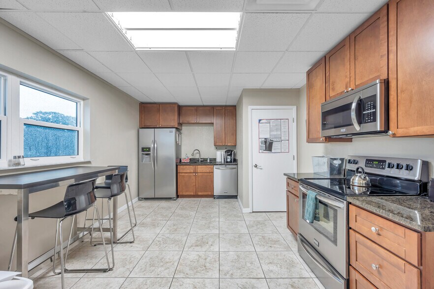 5223 Park Blvd, Pinellas Park, FL 33781 Office For Sale