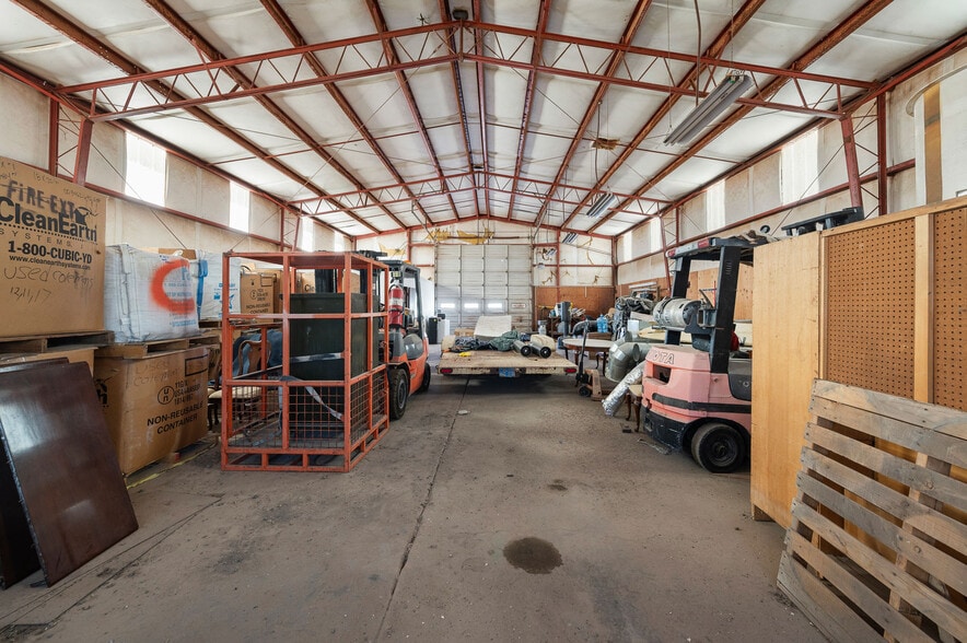 More Photos Of 9512 S Evans Ln, Mohave Valley Warehouse For Sale
