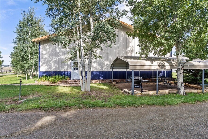 More Photos Of 1902 Avenue C, Cheyenne Self Storage For Lease
