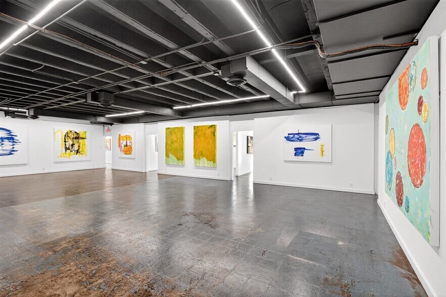 More Photos Of 1034 S Kingshighway Blvd, Saint Louis Office For Sale