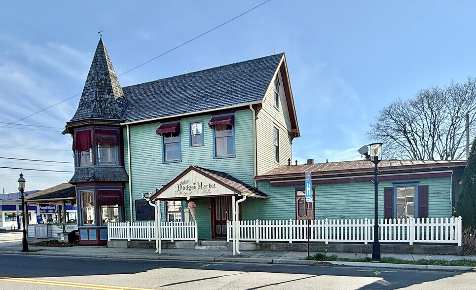 More Photos Of 55 Chestnut St, Elmer Convenience Store For Sale