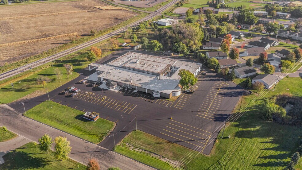 More Photos Of 200 E State 28 Hwy, Morris Hospitality For Sale